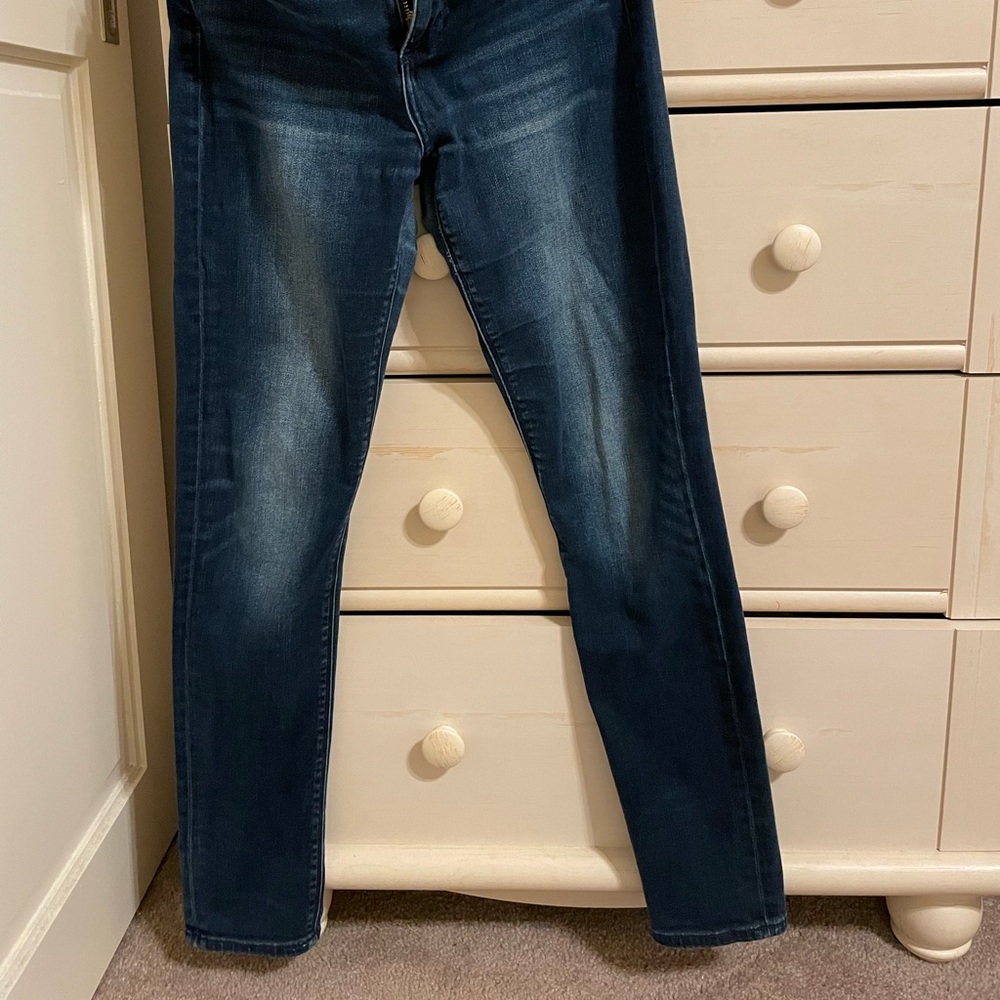 Size 6/28 Lucky Brand skinny jean - Picture 2 of 5